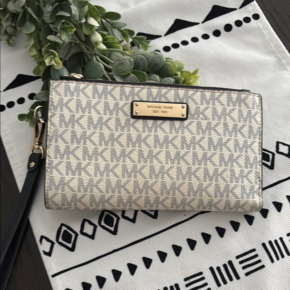 Michael Kors Monogram Wristlet in Gold and dark blue